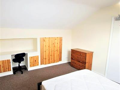 Picture 4